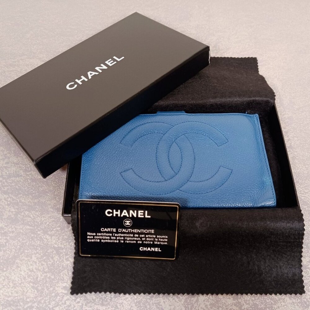 🔥💎 Chanel Caviar Kiss Lock Leather CC Logo Long Wallet Purse Blue Full set